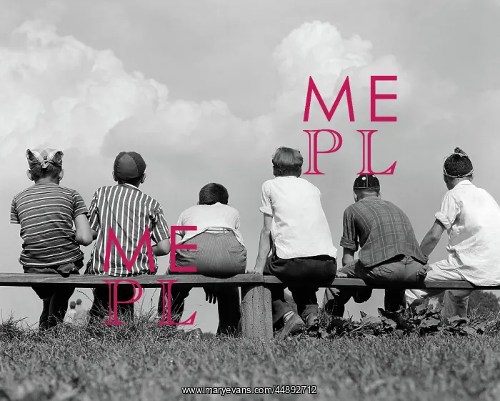  : 1960s BACK VIEW OF SIX BOY BASEBALL PLAYERS SITTING