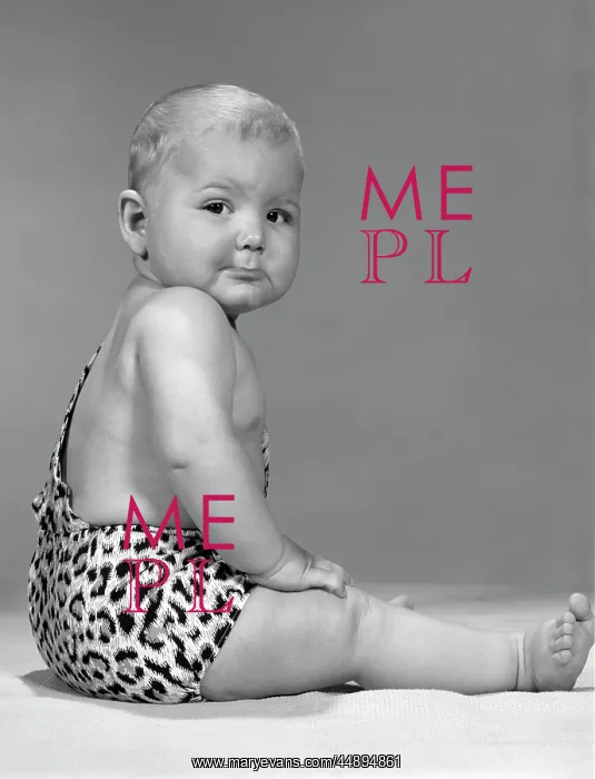: 1960s SIDE VIEW PORTRAIT GRUMPY EXPRESSION BABY : 1960s SIDE VIEW PORTRAIT GRUMPY EXPRESSION BABY