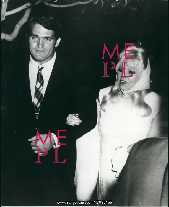  : 1970-1979 Actor - Actress