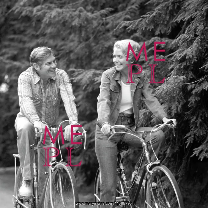 : 1970s Happy Smiling Active Mature : 1970s Happy Smiling Active Mature