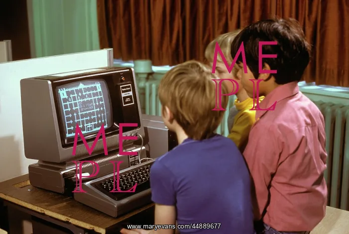 : 1980s 3 ELEMENTARY SCHOOL BOYS OPERATING EARLY : 1980s 3 ELEMENTARY SCHOOL BOYS OPERATING EARLY