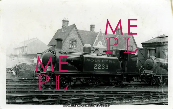 : 2233 0-6-0 Tank Engine at Sheds : 2233 0-6-0 Tank Engine at Sheds