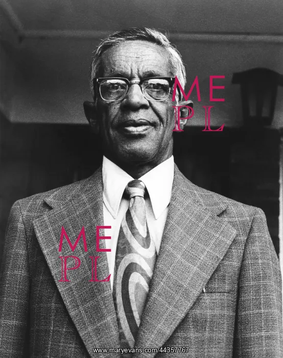 : 27 1964 - Mr. Ernest Hoobs is a headmaster of the Coronation : 27 1964 - Mr. Ernest Hoobs is a headmaster of the Coronation