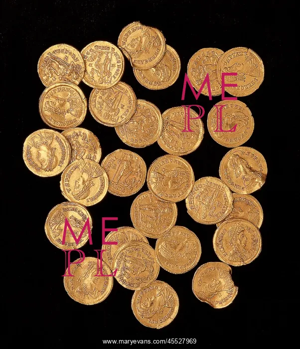 : 28 coins of Honorius and Arcadius (4th-5th c : 28 coins of Honorius and Arcadius (4th-5th c