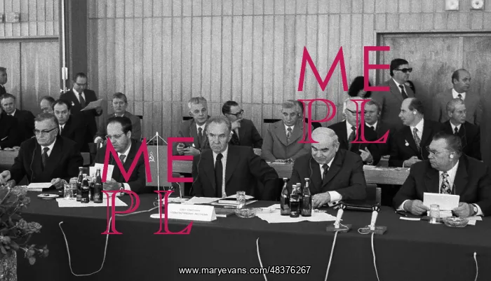 : 28th session of Council for Mutual Economic Assistance : 28th session of Council for Mutual Economic Assistance