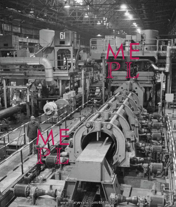 : Mill 370. USSR. January 7, 1988. Production at the new mill. Boris Klipinitser / TASS : Mill 370. USSR. January 7, 1988. Production at the new mill. Boris Klipinitser / TASS