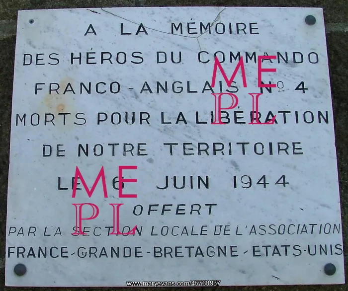 : No 4 Commando Memorial Plaque, Ouistreham : No 4 Commando Memorial Plaque, Ouistreham