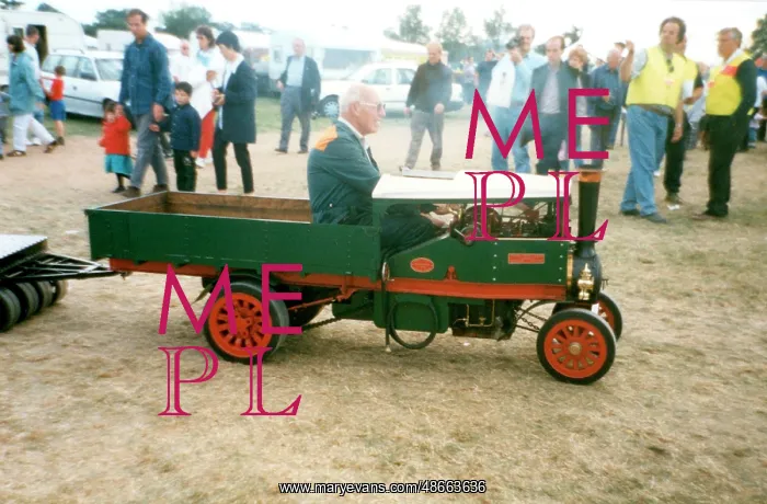 : 4 and a half foot scale model Burrell Steam Wagon : 4 and a half foot scale model Burrell Steam Wagon