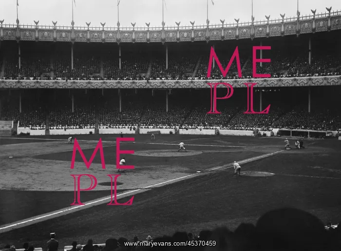 : 4th game of the World Series at the New York : 4th game of the World Series at the New York