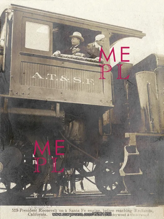  : 519 President Roosevelt on a Santa Fe engine