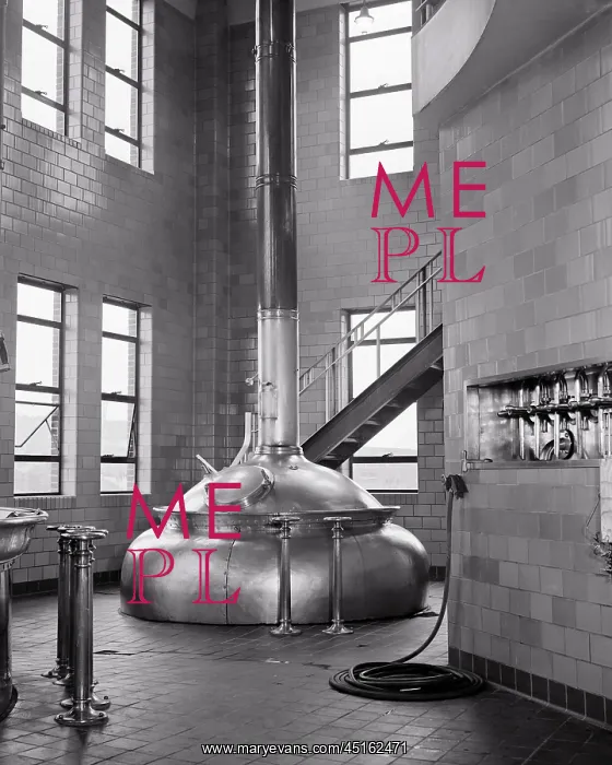 : 65 Year Old Copper Brew Kettle in New Beer Brewery : 65 Year Old Copper Brew Kettle in New Beer Brewery