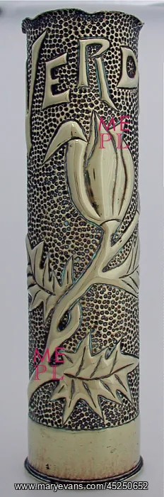 : 76 mm shellcase with an Art Deco design of floral embossing : 76 mm shellcase with an Art Deco design of floral embossing