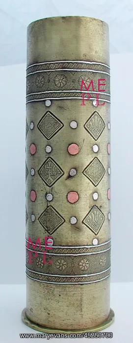 : 82 mm German engraved artillery shell case - Bezalel School : 82 mm German engraved artillery shell case - Bezalel School