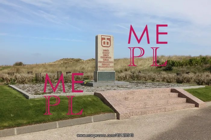  : 90th Infantry Division Monument, Utah beach