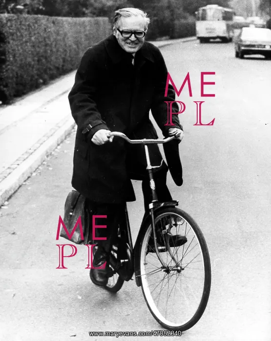 : Aage Niels Bohr : Aage Niels Bohr