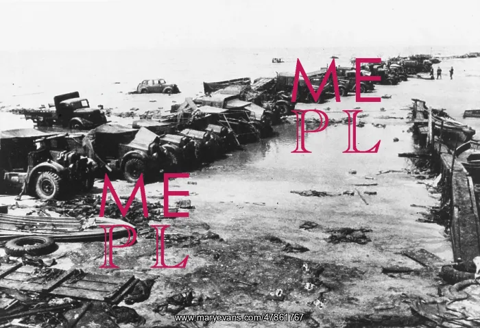  : Abandoned vehicles at Dunkirk WWII