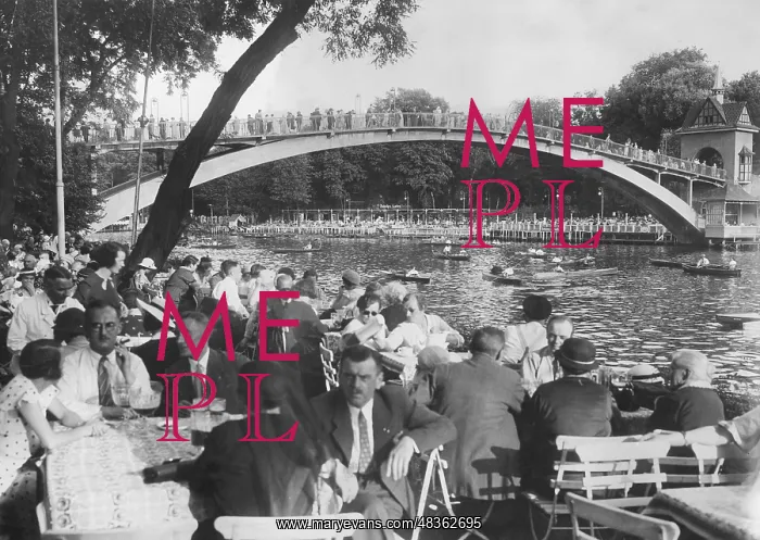 : Abbey bridge in Berlin-Treptow, around 1935 : Abbey bridge in Berlin-Treptow, around 1935