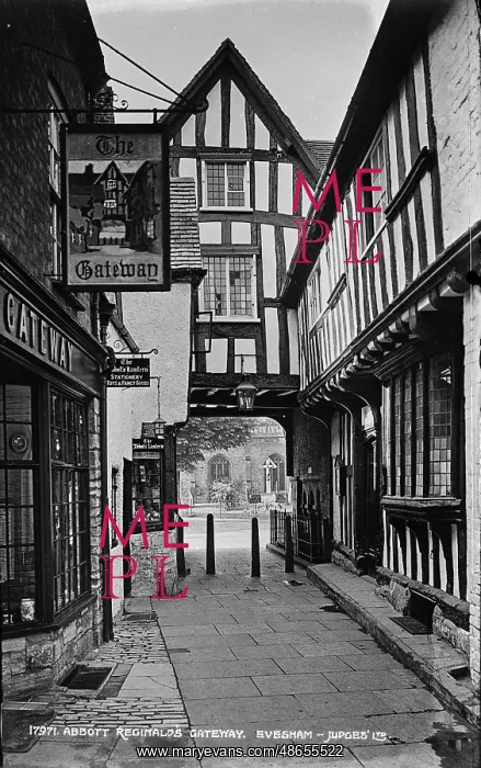 : Abbott Reginald's Gateway : Abbott Reginald's Gateway