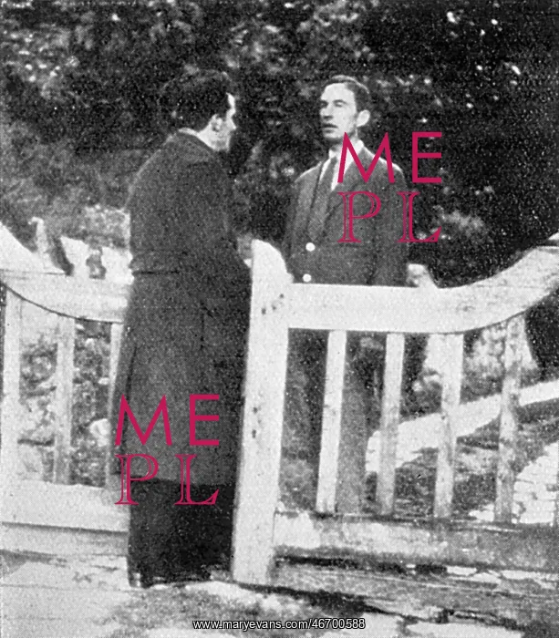: Abdication crisis, Herman Rogers talking to a journalist : Abdication crisis, Herman Rogers talking to a journalist