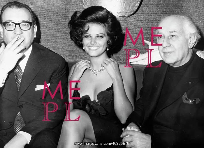 : Abel Gance with Claudia Cardinale : Abel Gance with Claudia Cardinale