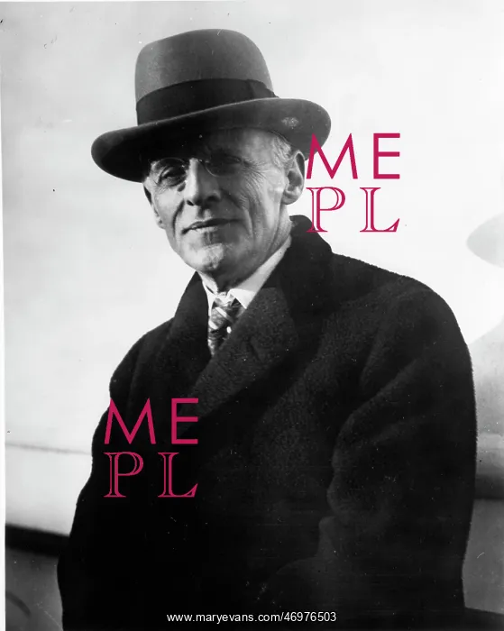 : Abraham Flexner : Abraham Flexner