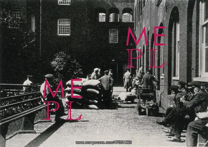 : Activity at the Amsterdam workhouse : Activity at the Amsterdam workhouse