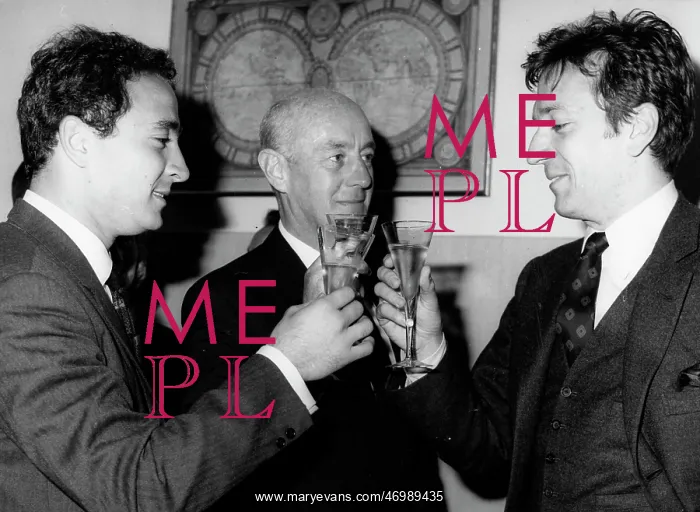 : Actor Alec Guinness 1914 - 2000 : Actor Alec Guinness 1914 - 2000
