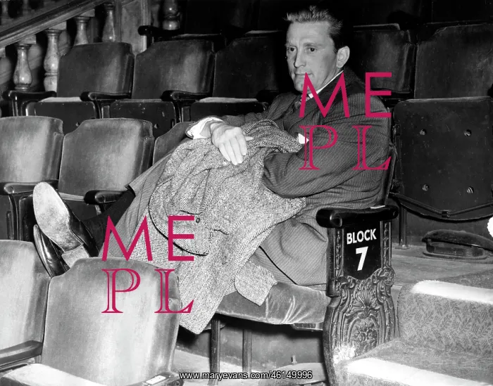 : Actor Kirk Douglas 1916 - : Actor Kirk Douglas 1916 -