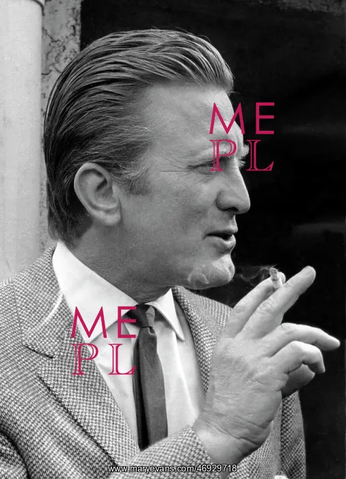: Actor Kirk Douglas 1916 - : Actor Kirk Douglas 1916 -