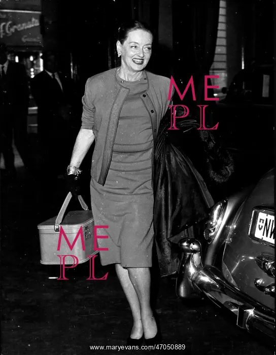: Actress Bette Davis 1908 - 1989 : Actress Bette Davis 1908 - 1989