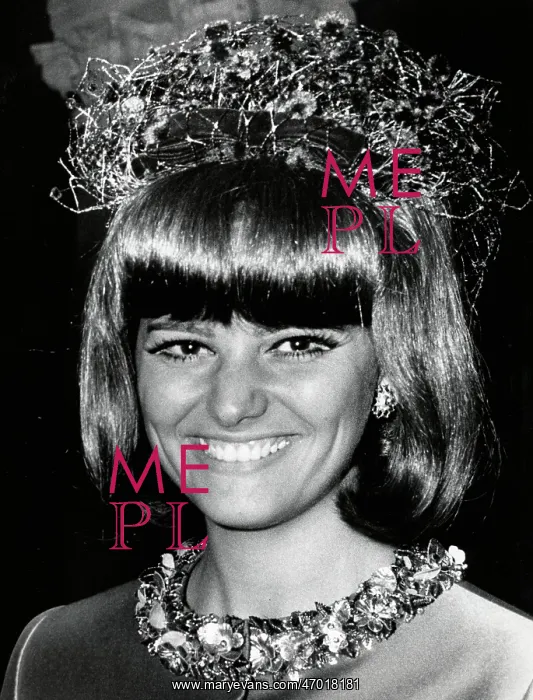 : Actress Claudia Cardinale 1939 - : Actress Claudia Cardinale 1939 -