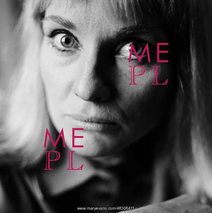  : Actress - Diane Cilento