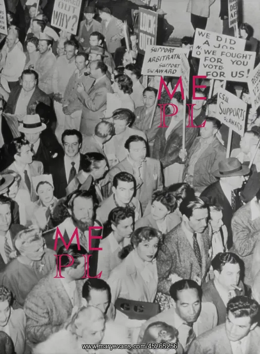 : Actress Greer Garson joins strikers of the Conference : Actress Greer Garson joins strikers of the Conference