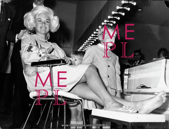 : Actress Jayne Mansfield 1933 - 1967 : Actress Jayne Mansfield 1933 - 1967