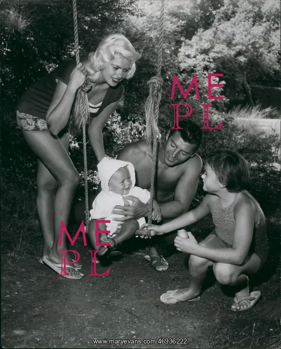 : Actress Jayne Mansfield : Actress Jayne Mansfield