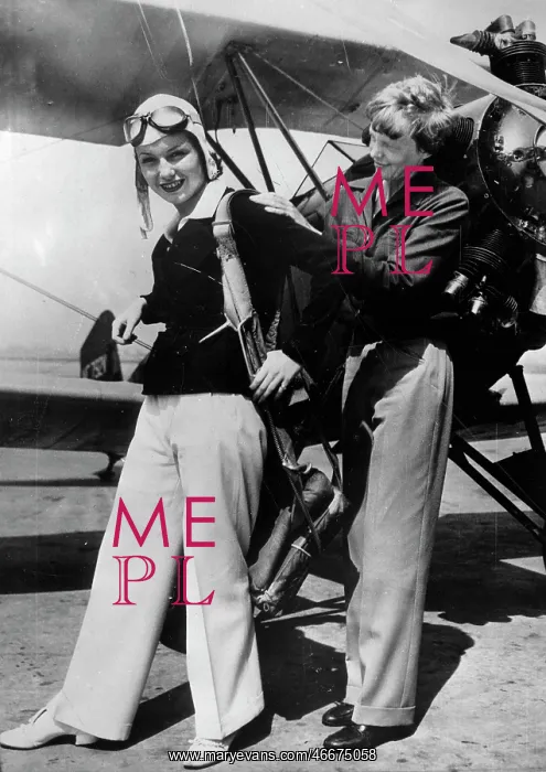 : Actress June Travis and Amelia Earhart : Actress June Travis and Amelia Earhart