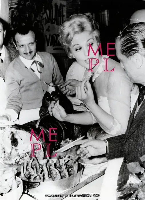 : Actress Kim Novak 1933 - : Actress Kim Novak 1933 -