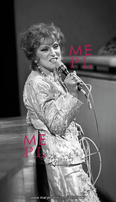 : Actress Lyudmila Gurchenko, 1993 : Actress Lyudmila Gurchenko, 1993
