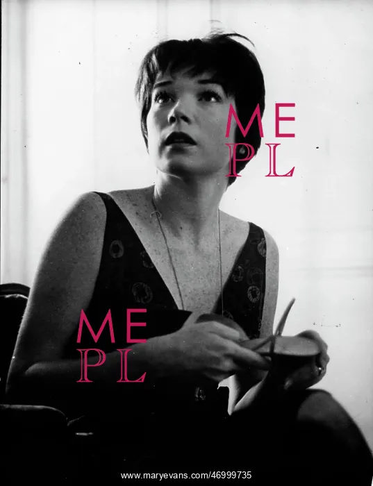 : Actress Shirley MacLaine 1934 - : Actress Shirley MacLaine 1934 -