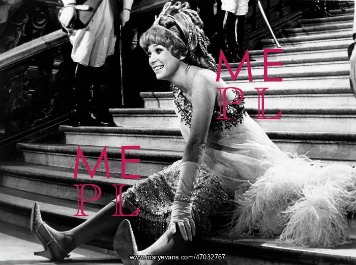 : Actress Shirley MacLaine 1934 - : Actress Shirley MacLaine 1934 -
