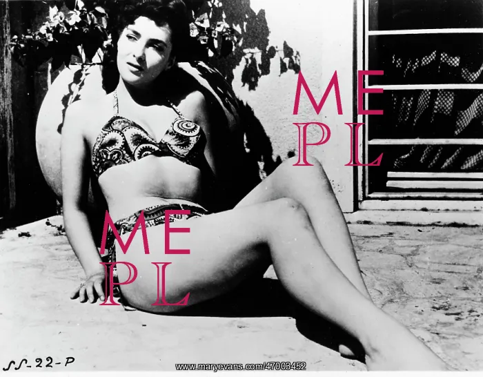 : Actress Silvana Mangano in a bikini : Actress Silvana Mangano in a bikini