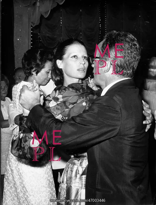 : Actress Silvana Mangano dancing at a party : Actress Silvana Mangano dancing at a party