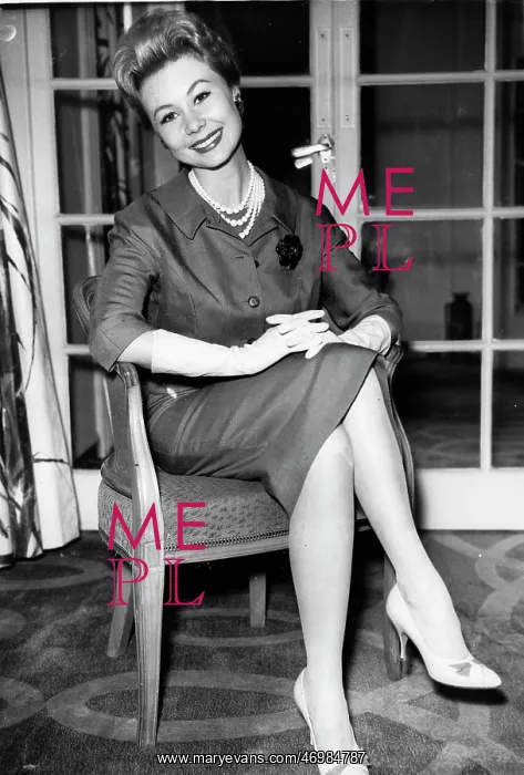 : Actress, Singer, Dancer Mitzi Gaynor : Actress, Singer, Dancer Mitzi Gaynor