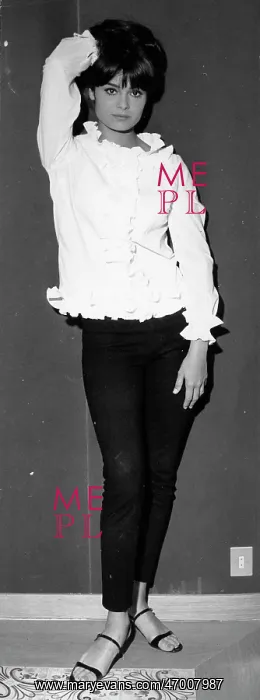 : Actress, Singer, Model Daliah Lavi 1942 - : Actress, Singer, Model Daliah Lavi 1942 -