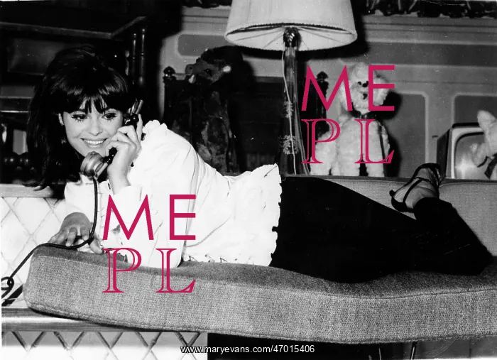 : Actress, Singer, Model Daliah Lavi 1942 - : Actress, Singer, Model Daliah Lavi 1942 -