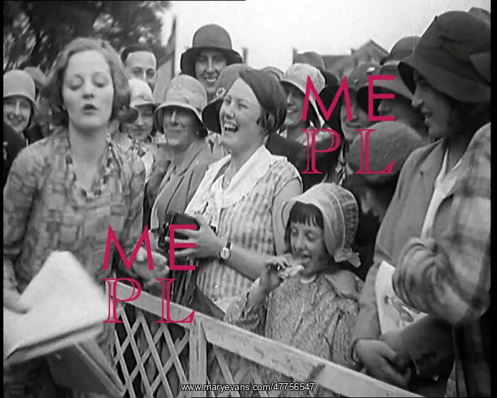 : The Actress Tallulah Bankhead Bending Over : The Actress Tallulah Bankhead Bending Over
