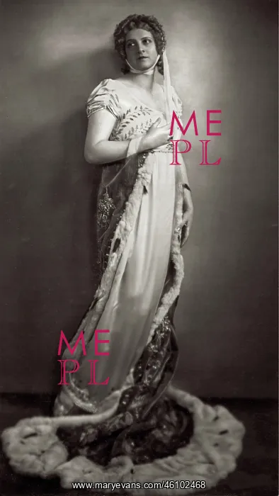 : Actress Else Wohgemuth as Konigin Louise in : Actress Else Wohgemuth as Konigin Louise in
