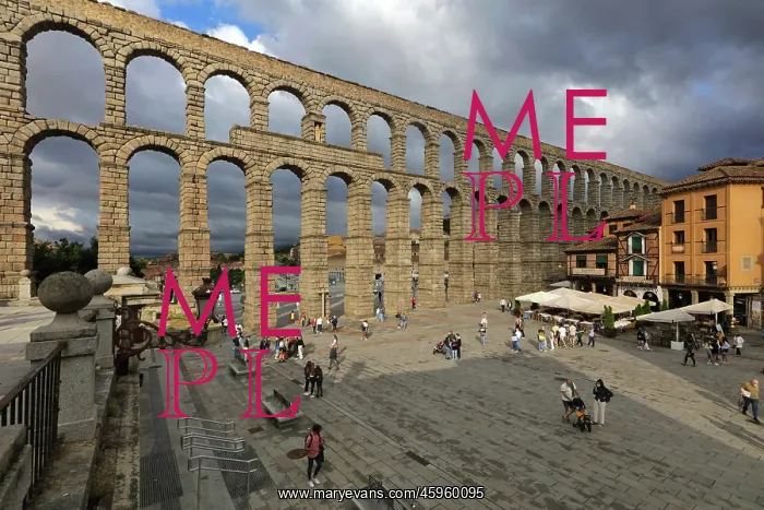 : Acueducto de Segovia, Castile and Leon, Spain : Acueducto de Segovia, Castile and Leon, Spain