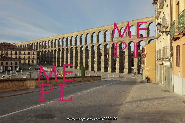: Acueducto de Segovia, Castile and Leon, Spain : Acueducto de Segovia, Castile and Leon, Spain