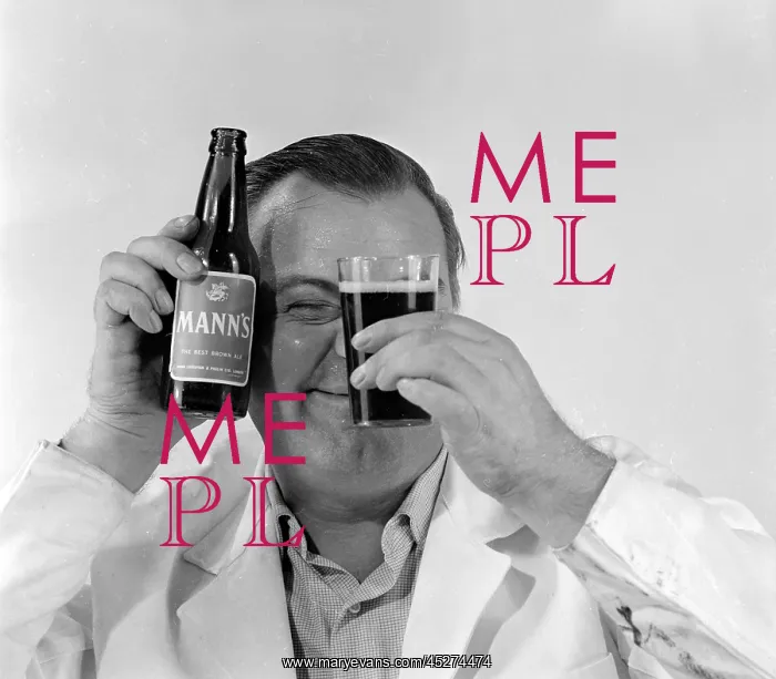 : Advertisement for Manns brown ale : Advertisement for Manns brown ale